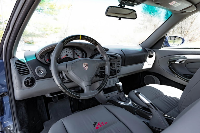 Porsche 996 Carrera 4
