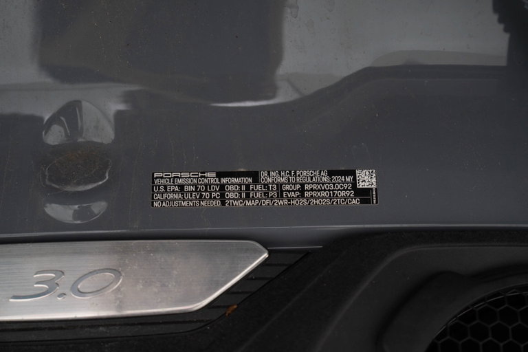 Porsche 992 Carrera