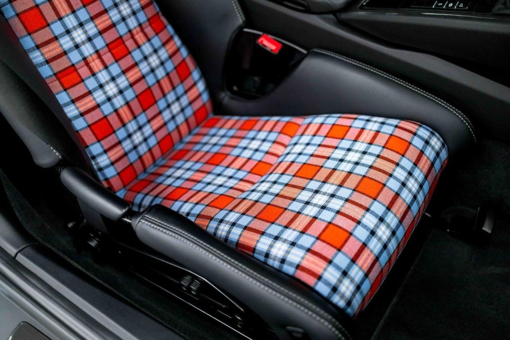 Porsche 991.2 GT3 Touring