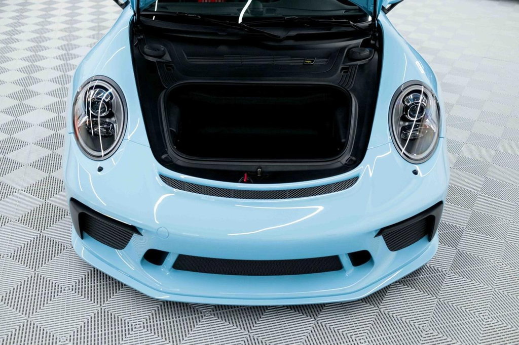 Porsche 991.2 GT3 Touring