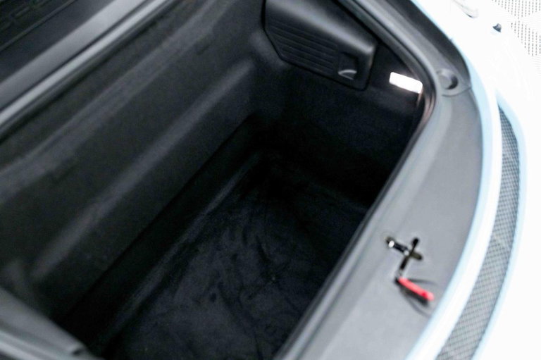 Porsche 991.2 GT3 Touring