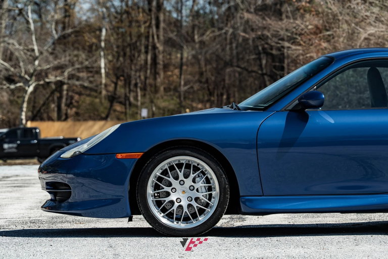 Porsche 996 Carrera 4