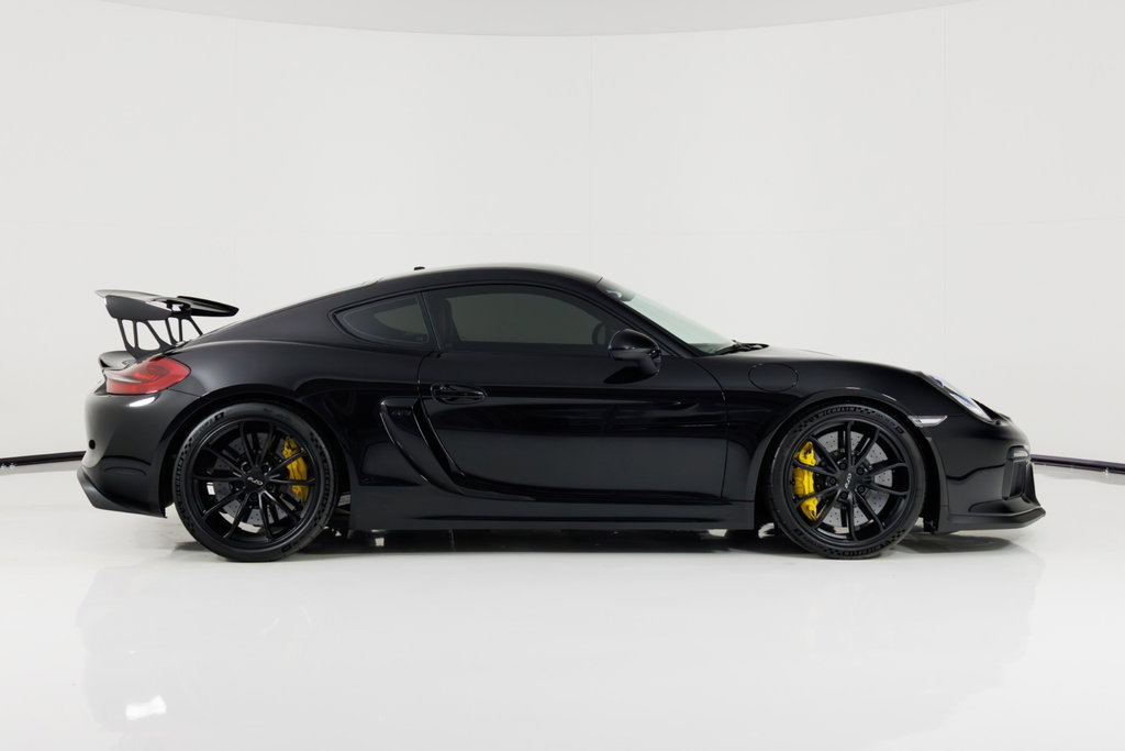 Porsche 981 Cayman GT4