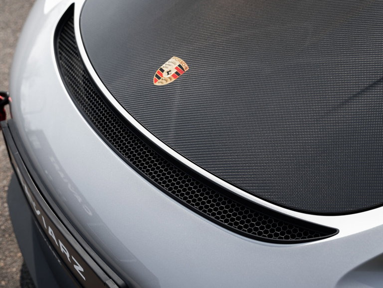 Porsche 718 Cayman GT4 RS