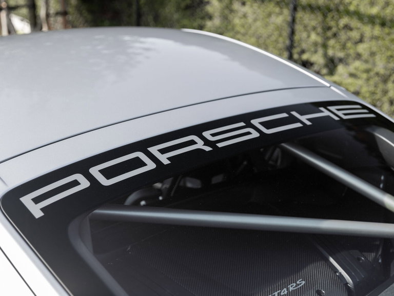 Porsche 718 Cayman GT4 RS