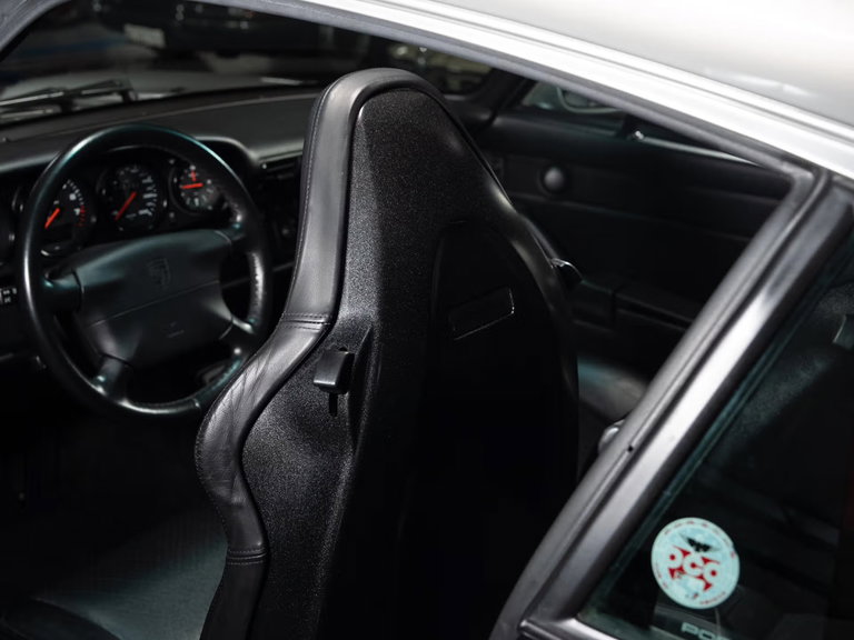 Porsche 993 Carrera 4S