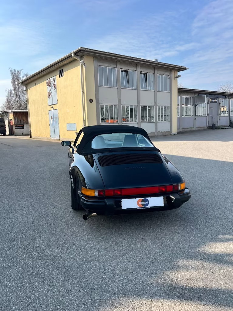 Porsche 911 Carrera 3.2