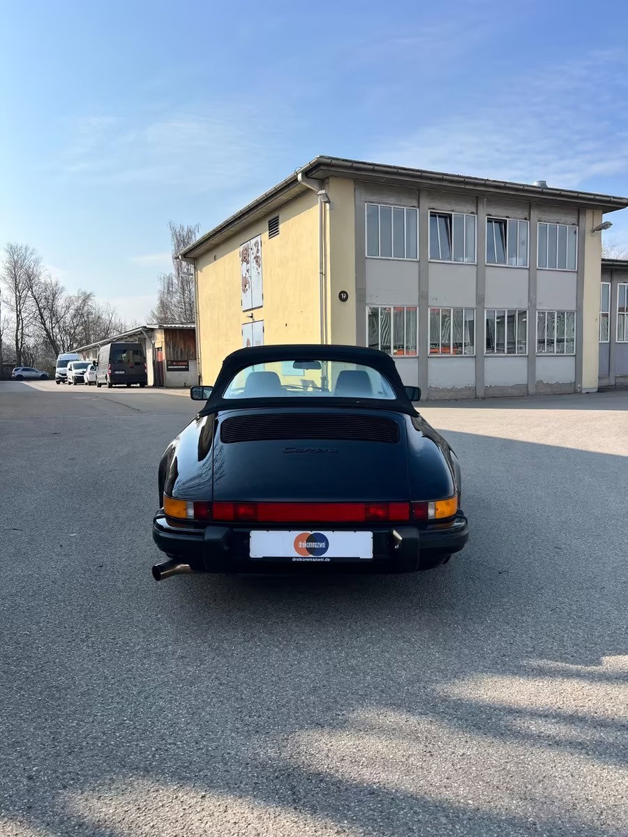 Porsche 911 Carrera 3.2