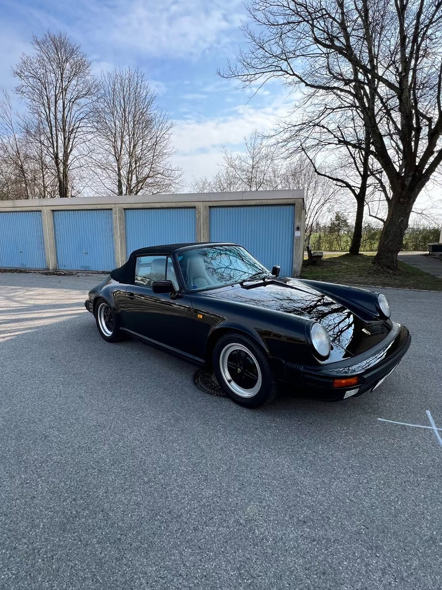 Porsche 911 Carrera 3.2