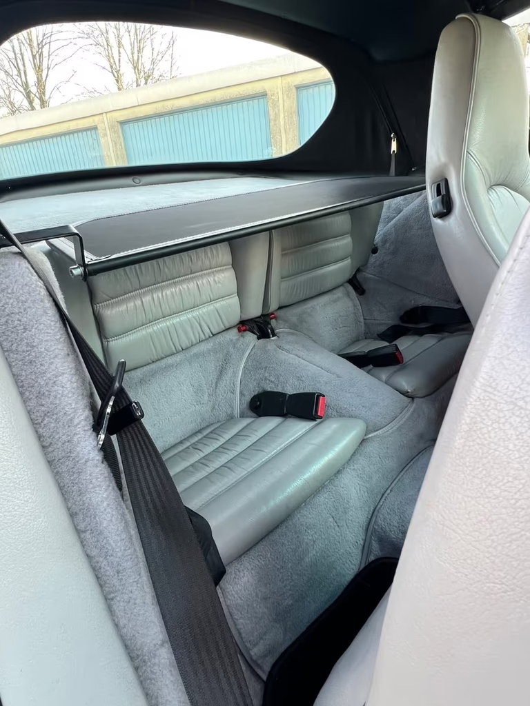 Porsche 911 Carrera 3.2