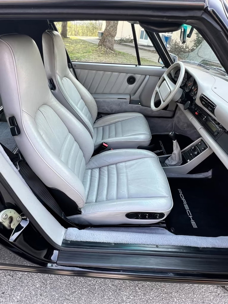 Porsche 911 Carrera 3.2