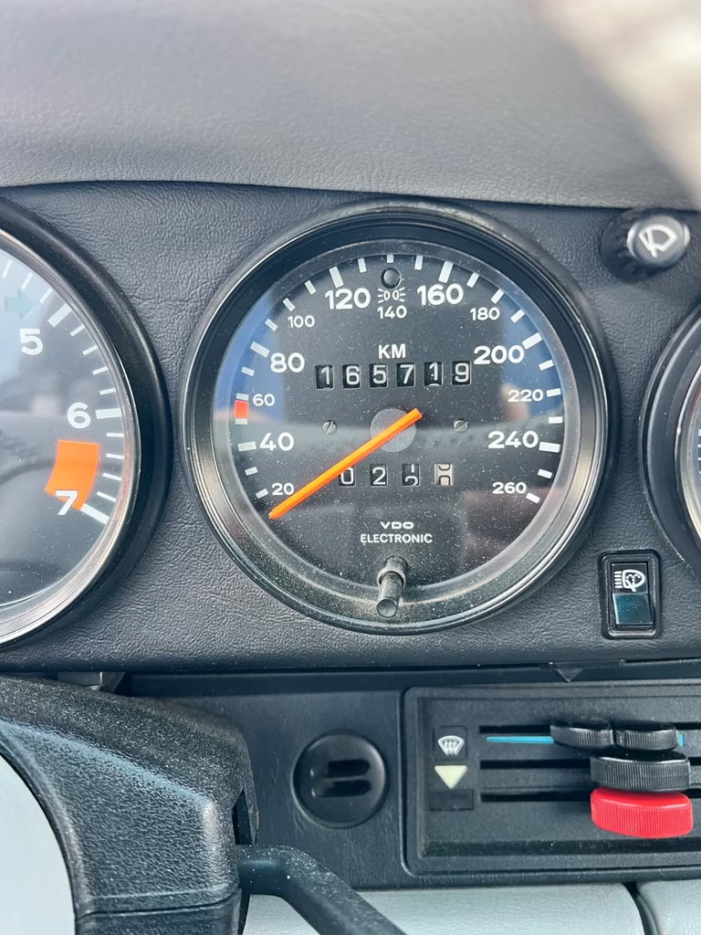 Porsche 911 Carrera 3.2