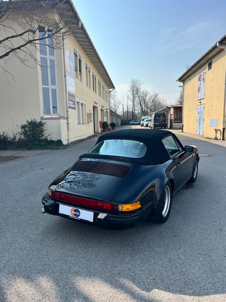 Porsche 911 Carrera 3.2