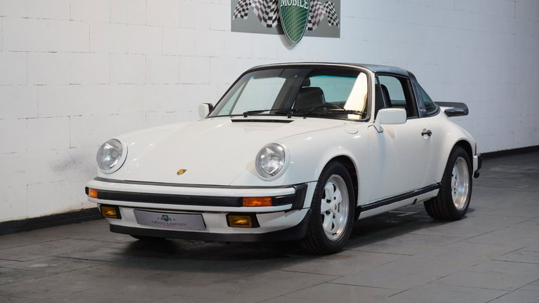 Porsche 911 Carrera 3.2