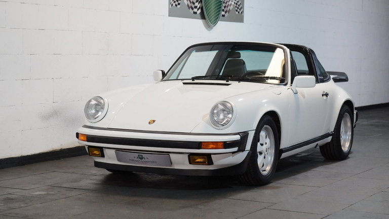 Porsche 911 Carrera 3.2 (US)
