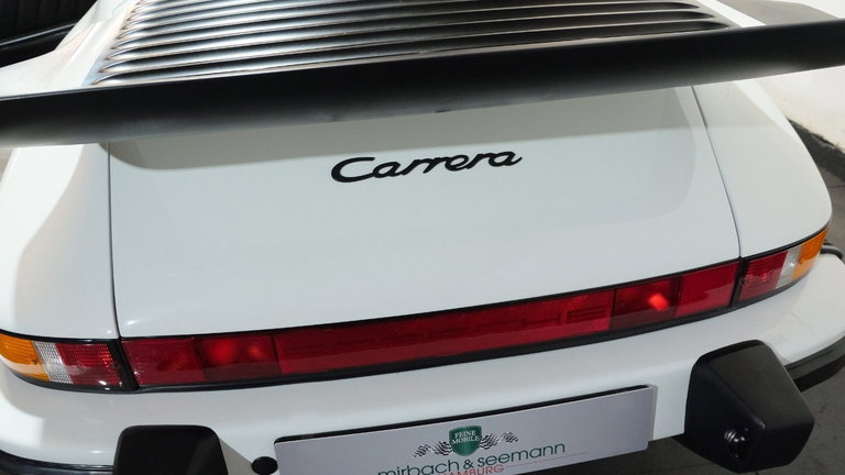 Porsche 911 Carrera 3.2 (US)