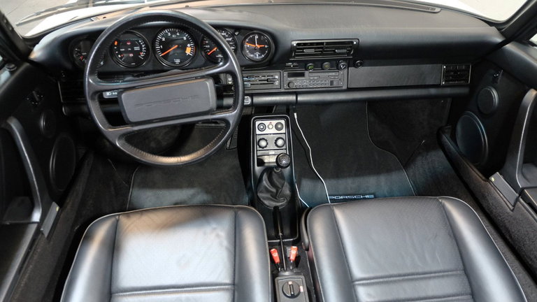 Porsche 911 Carrera 3.2 (US)