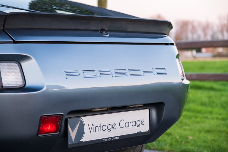 Porsche 928 S