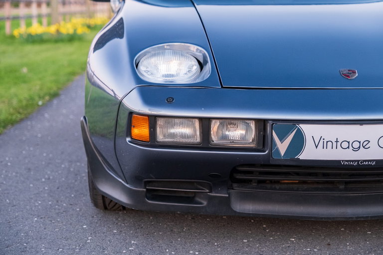 Porsche 928 S