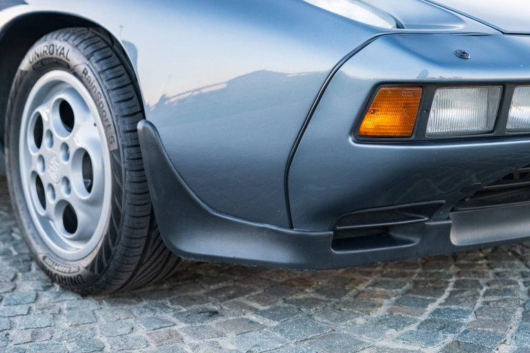 Porsche 928 S