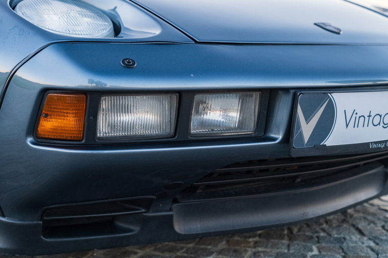 Porsche 928 S