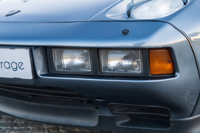 Porsche 928 S