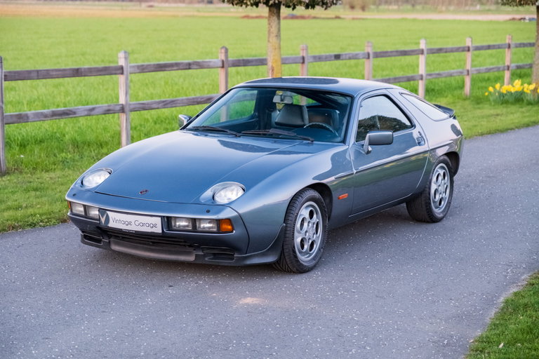 Porsche 928 S
