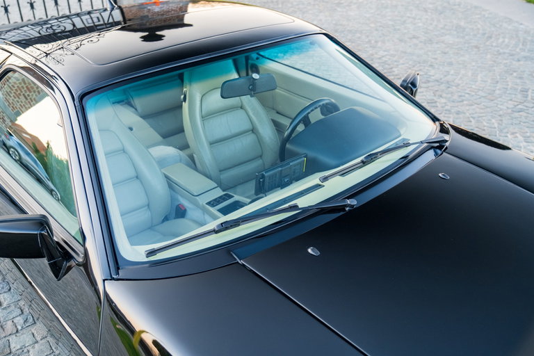 Porsche 928 S4