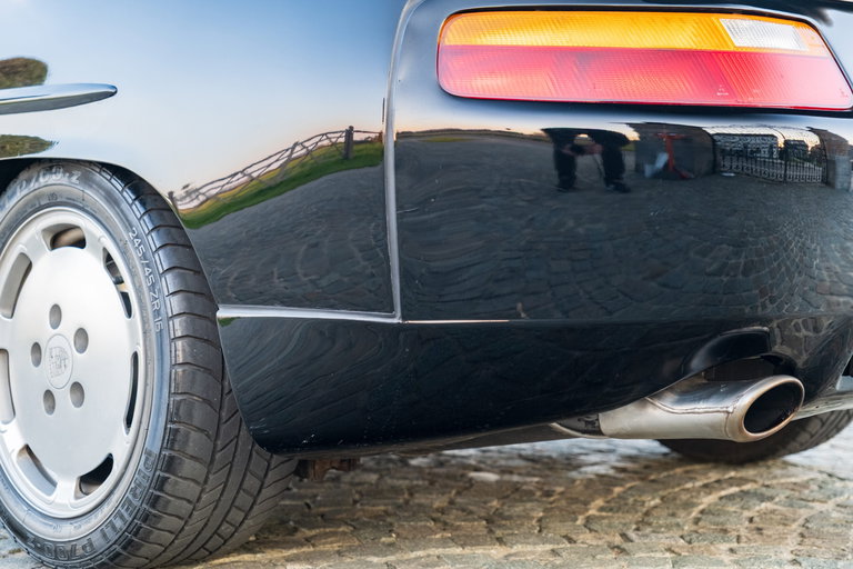 Porsche 928 S4