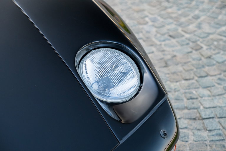 Porsche 928 S4