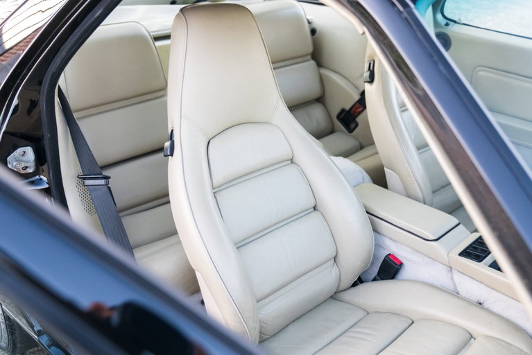 Porsche 928 S4