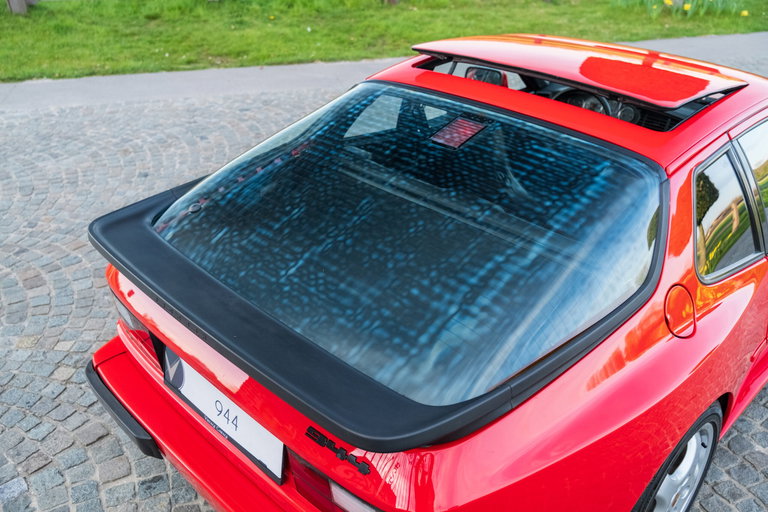 Porsche 944 Coupé