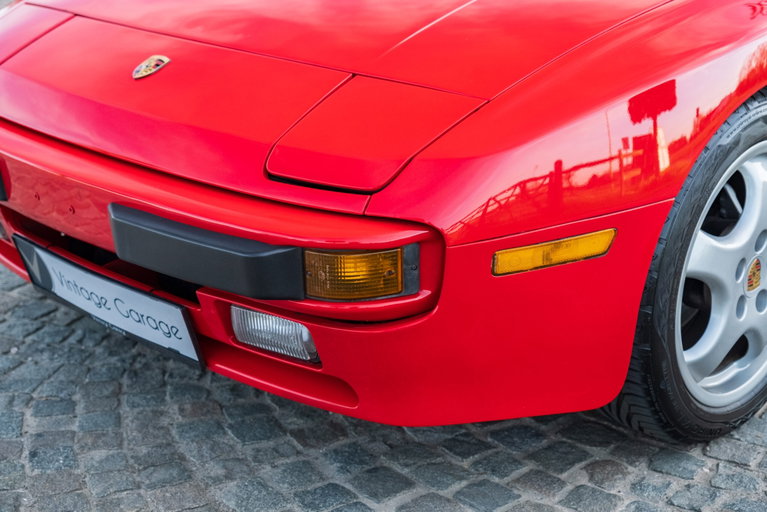 Porsche 944 Coupé