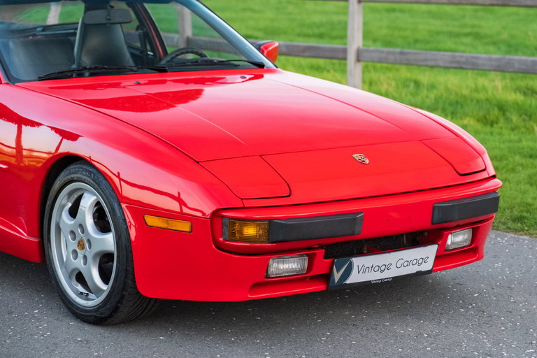 Porsche 944 Coupé