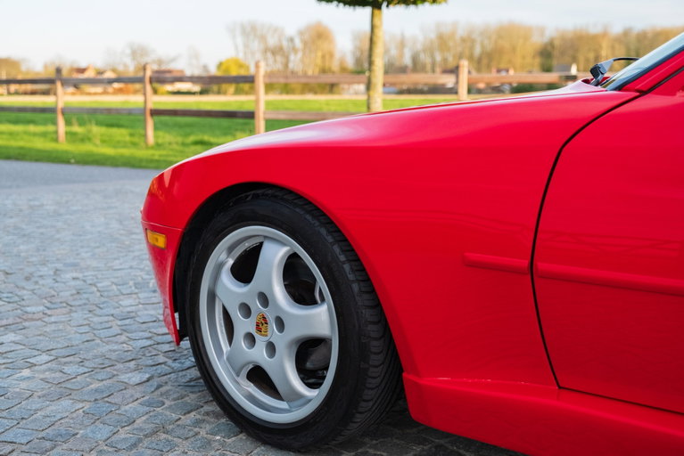 Porsche 944 Coupé