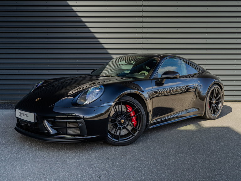 Porsche 992 Carrera GTS