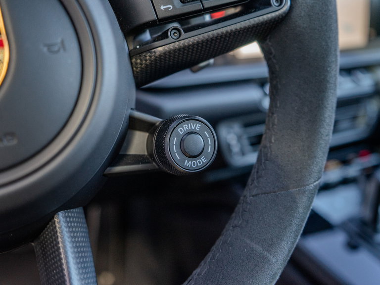 Porsche 992 Carrera GTS