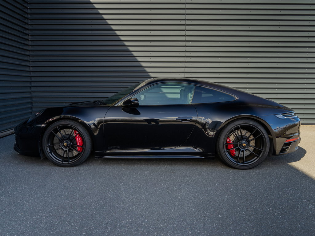 Porsche 992 Carrera GTS
