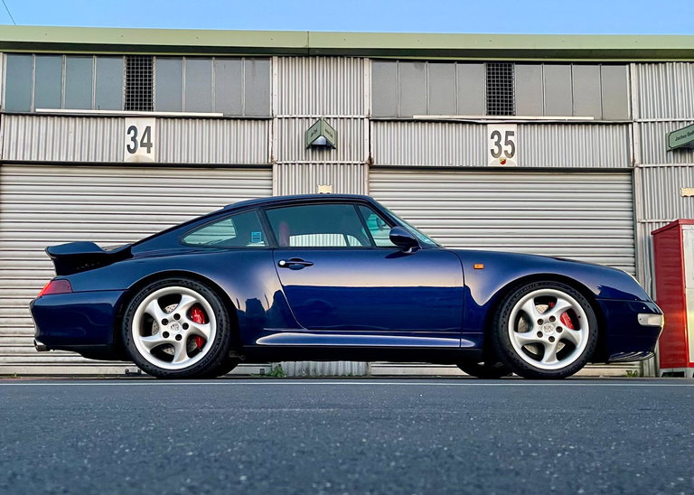 Porsche 993 Carrera 4S