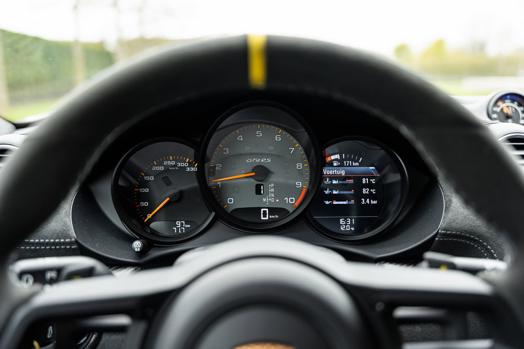 Porsche 718 Cayman GT4 RS