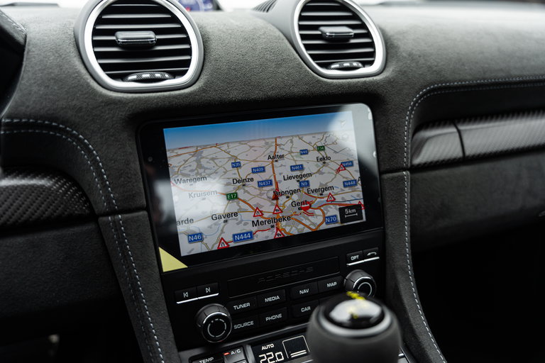 Porsche 718 Cayman GT4 RS