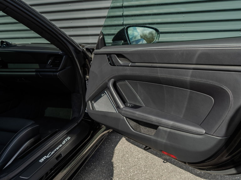 Porsche 992 Carrera GTS