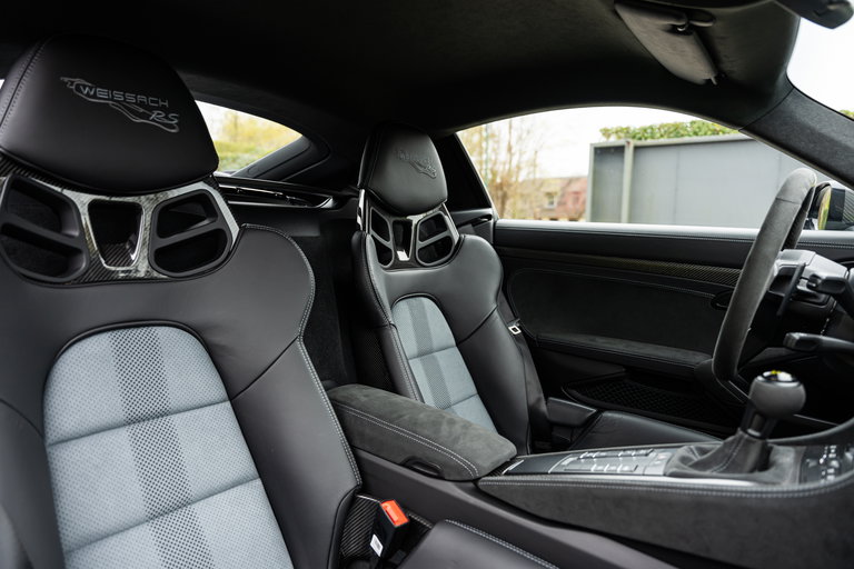 Porsche 718 Cayman GT4 RS