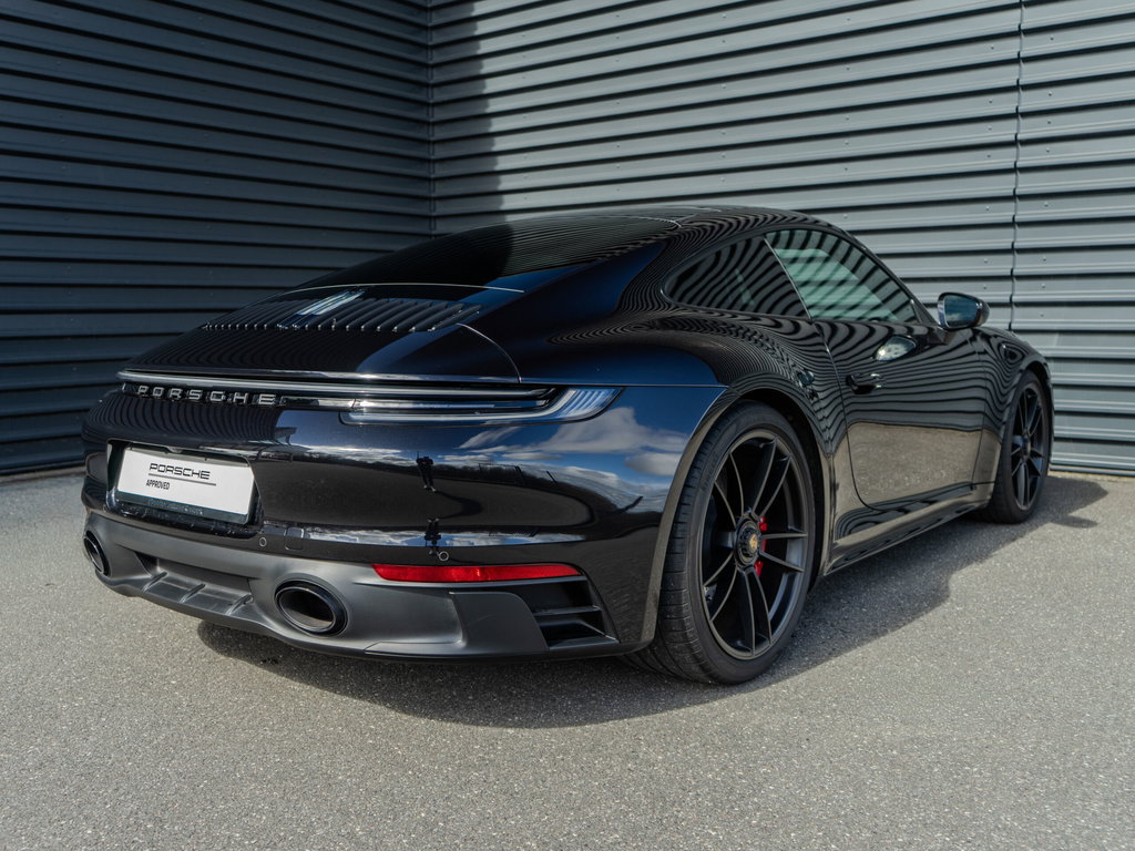 Porsche 992 Carrera GTS