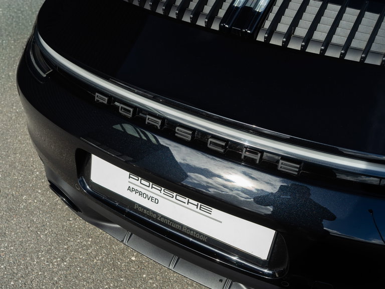 Porsche 992 Carrera GTS