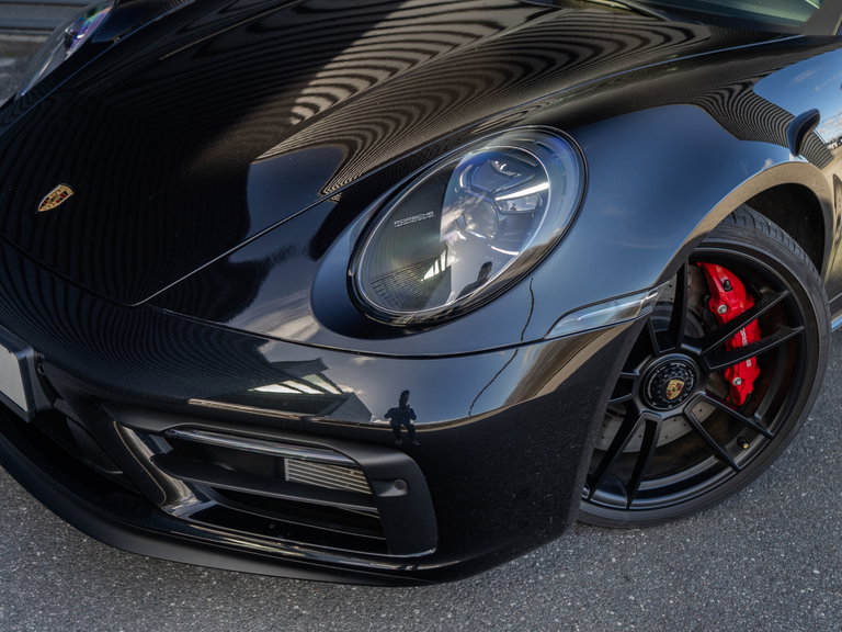 Porsche 992 Carrera GTS