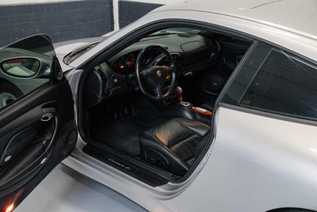 Porsche 996.2 Carrera 4S