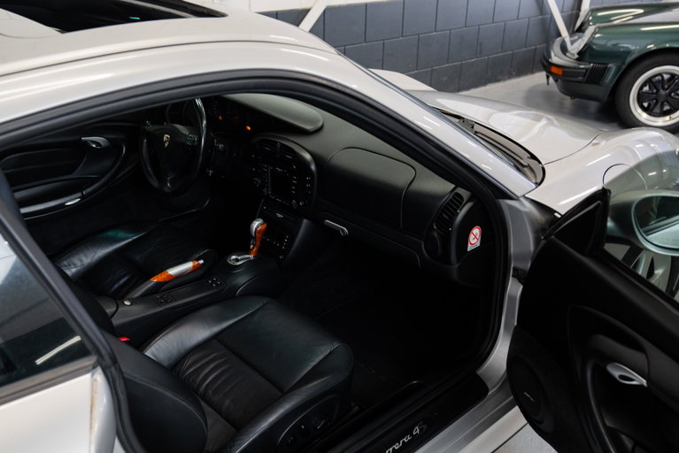 Porsche 996.2 Carrera 4S