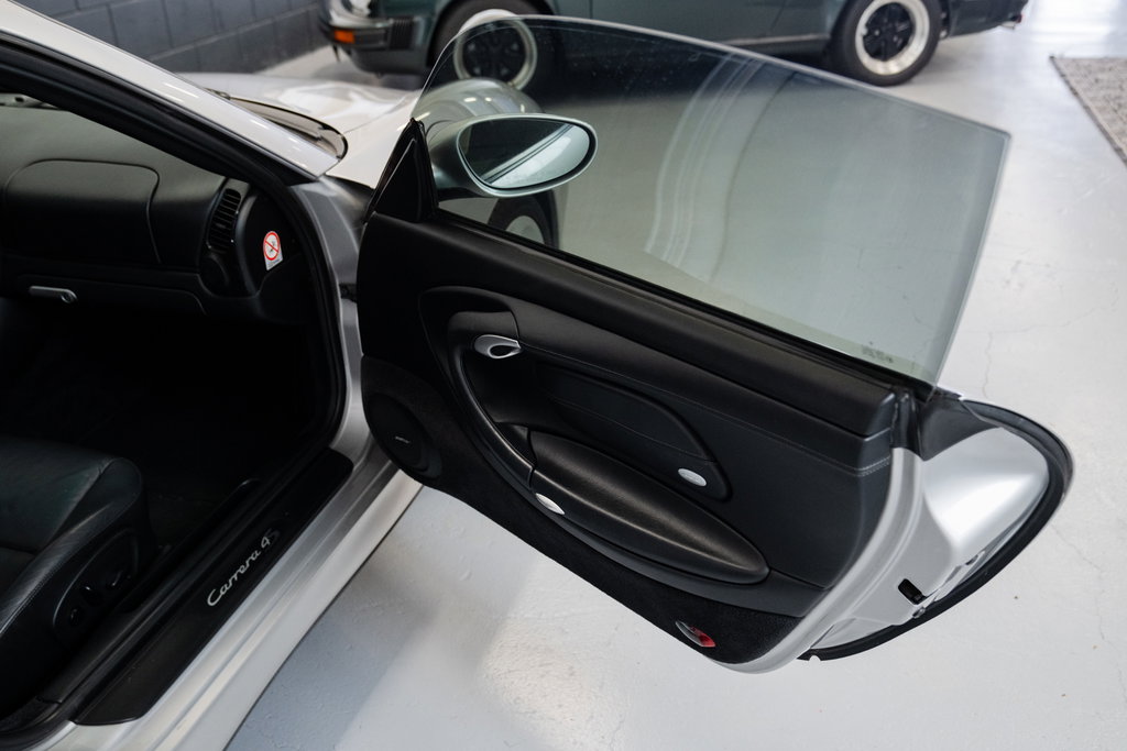 Porsche 996.2 Carrera 4S