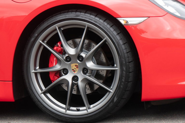 Porsche 981 Cayman S